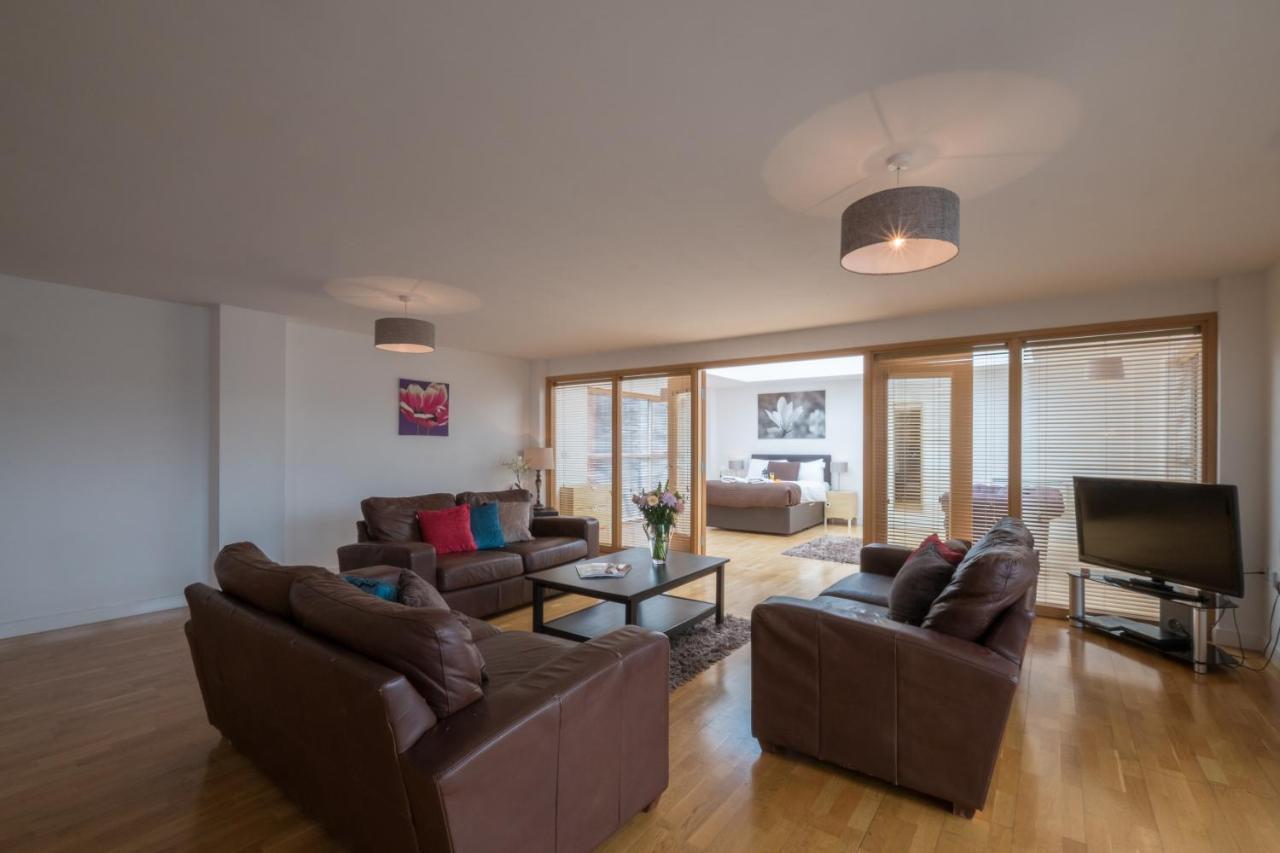 Base Serviced Apartments - Duke Street Liverpool Buitenkant foto