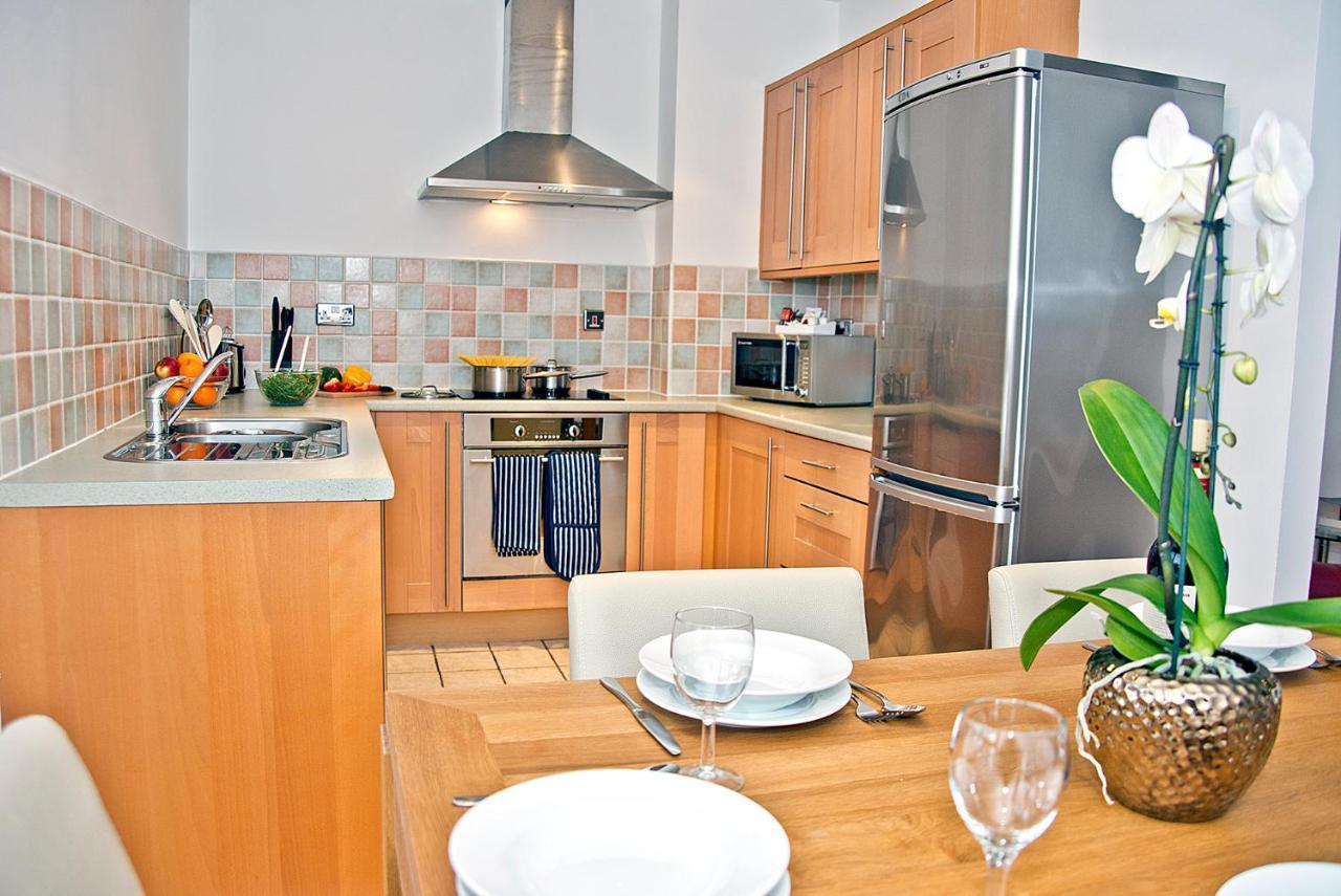 Base Serviced Apartments - Duke Street Liverpool Buitenkant foto